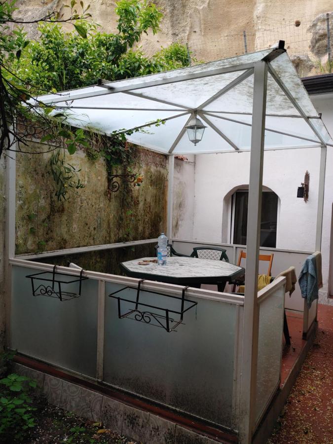 Villa Sofia E Sveva Con Giardino เนเปิลส์ ภายนอก รูปภาพ